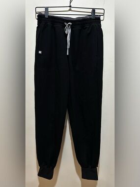 Figs Black Mari Petite Scrubs Joggers Pants w/ Grey Inner Band - Women’s Small